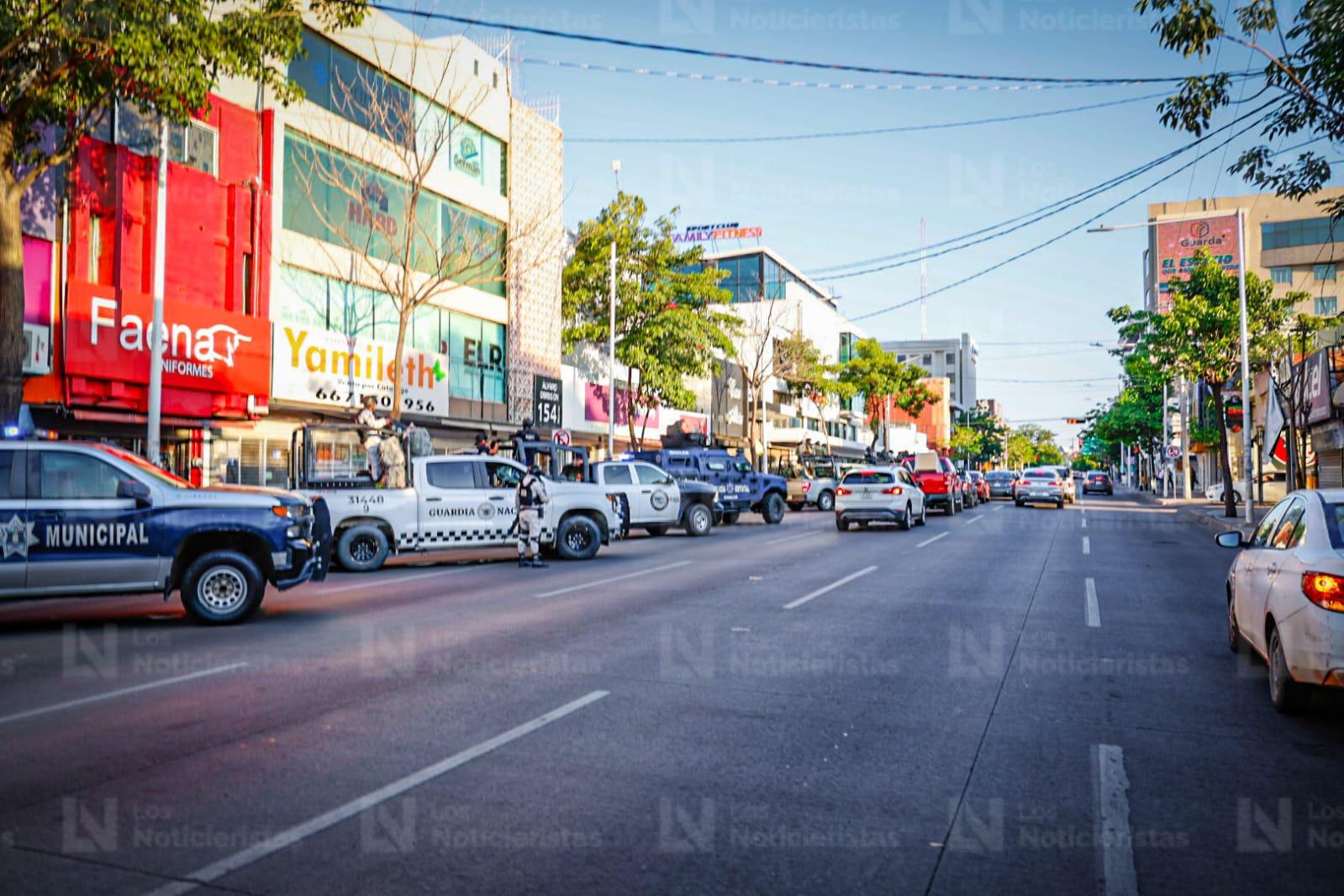 Autoridades de seguridad realizan operativo sobre la Álvaro Obregón, en Culiacán