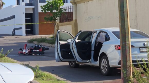 Muere al ser arrollado por vehículo con reporte de robo en Culiacán