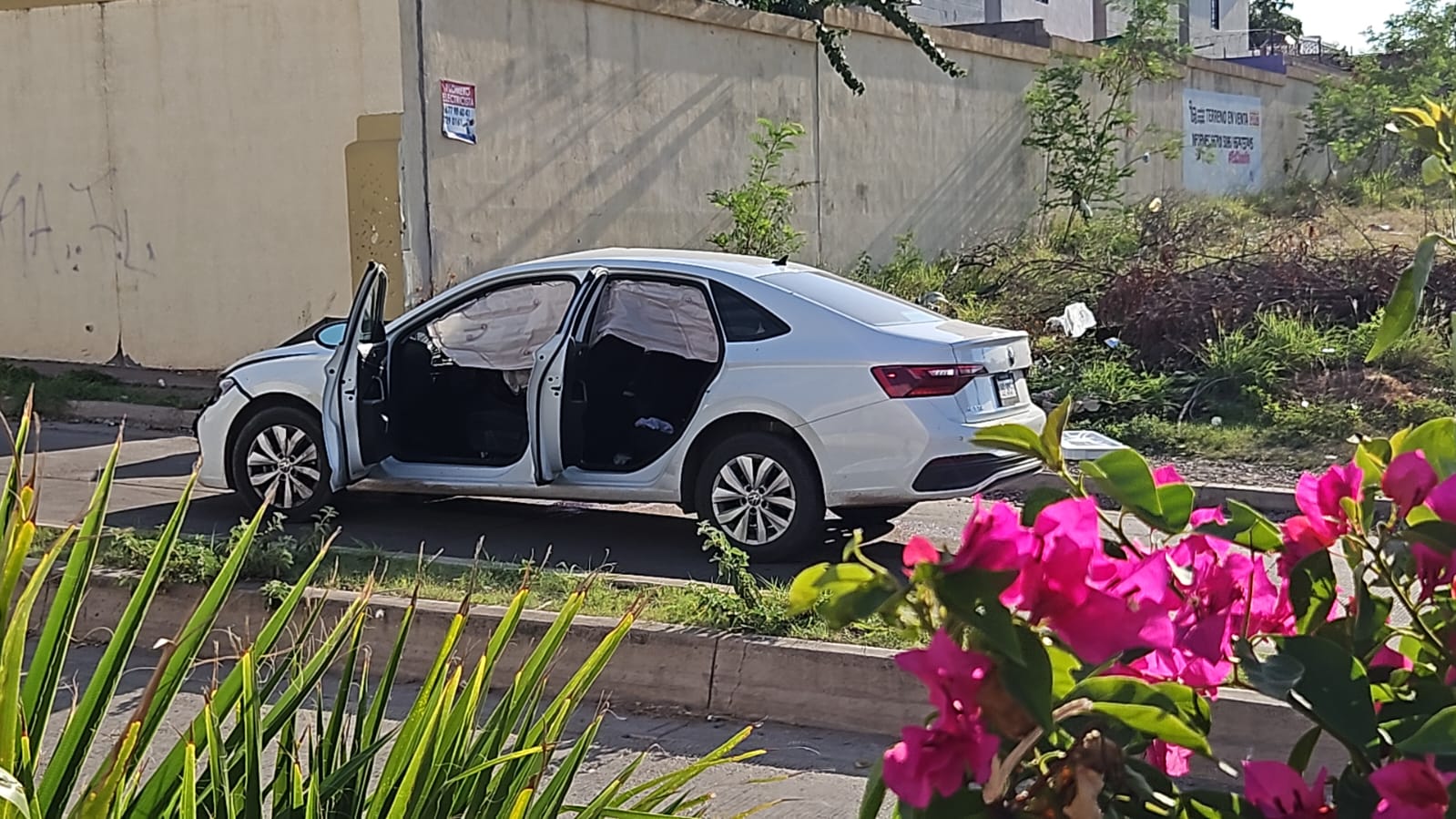 Motociclista muere embestido por auto con reporte de robo en el sector La Conquista, en Culiacán