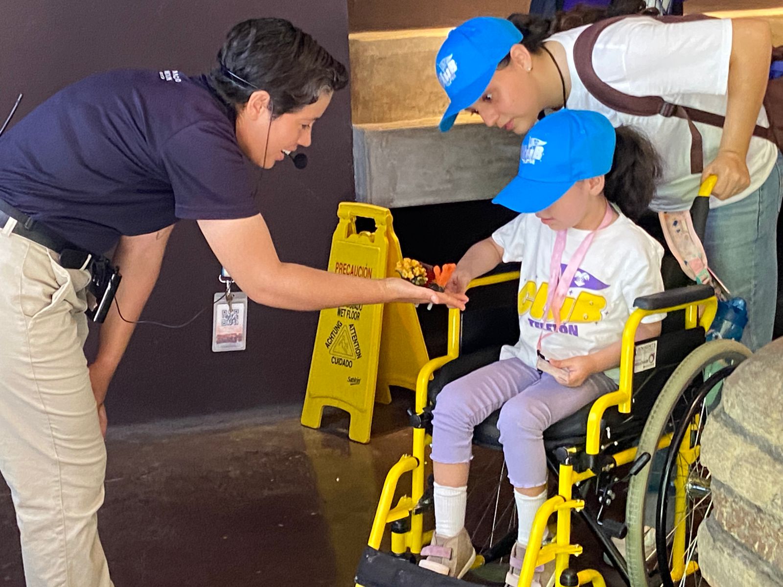 Niños del CRIT Sinaloa vistan el Gran Acuario Mazatlán