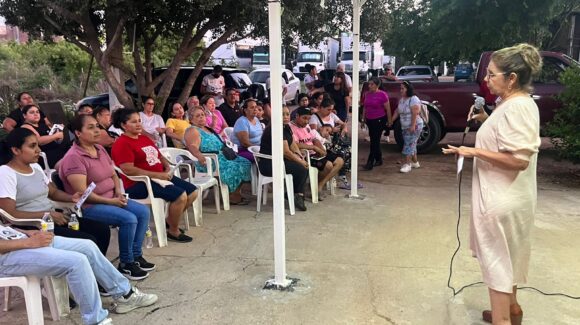 Olegaria Carrasco arranca su informe itinerante en Mazatlán