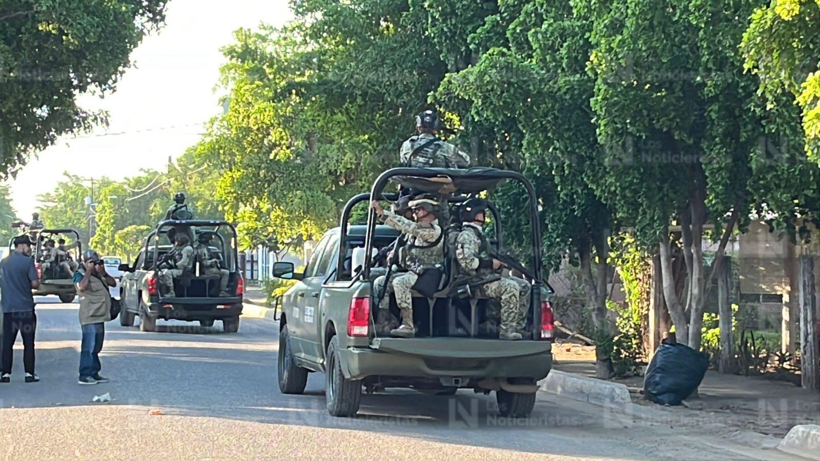 operativo de elementos del ejercito en guasave camioneta