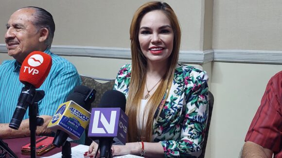 Usar uniformes unisex en escuelas debe ser bajo normativa, Congreso debe legislar al respecto: Paola Gárate