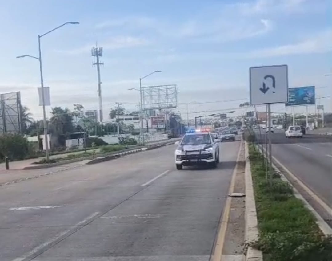 La circulación vehicular ya ha sido reabierta en la zona del bulevar Rolando Arjona en su cruce con Villas del Río