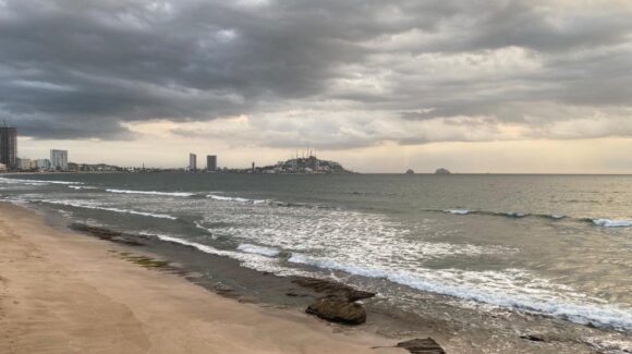 Mazatlán amanece en calma tras alerta de tsunami por sismo en Rusia
