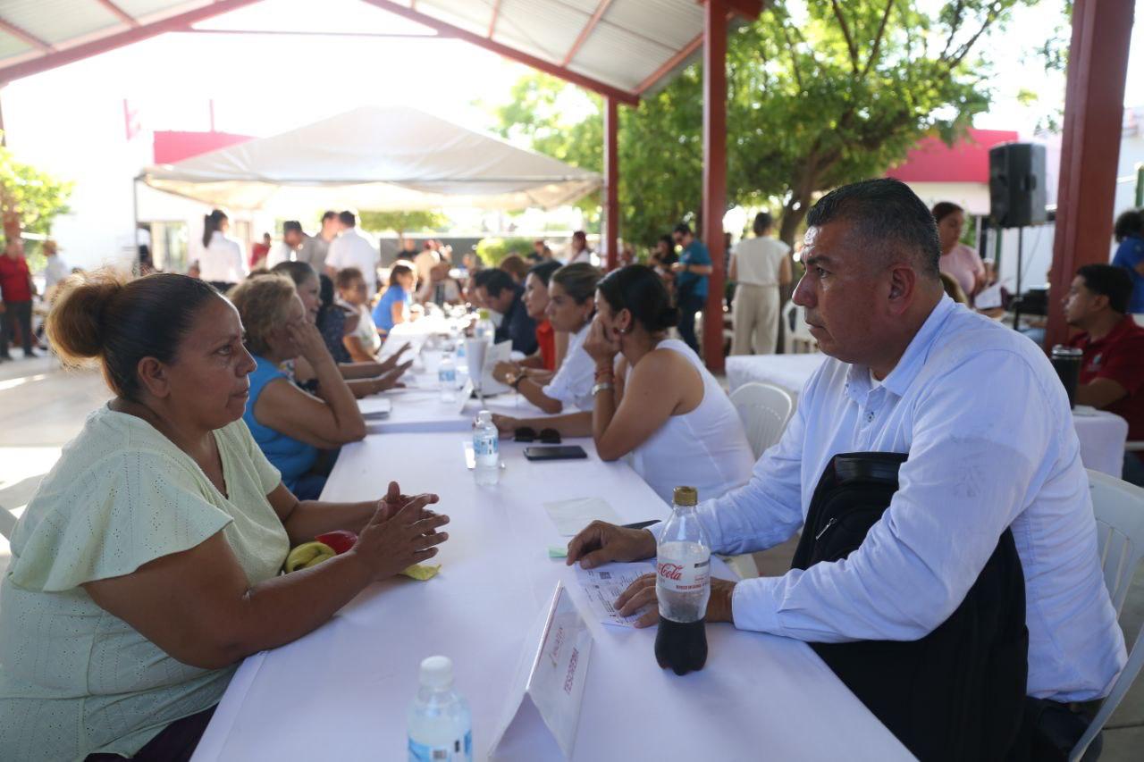 Programa "Contigo Mazatlán" en la Francisco I. Madero