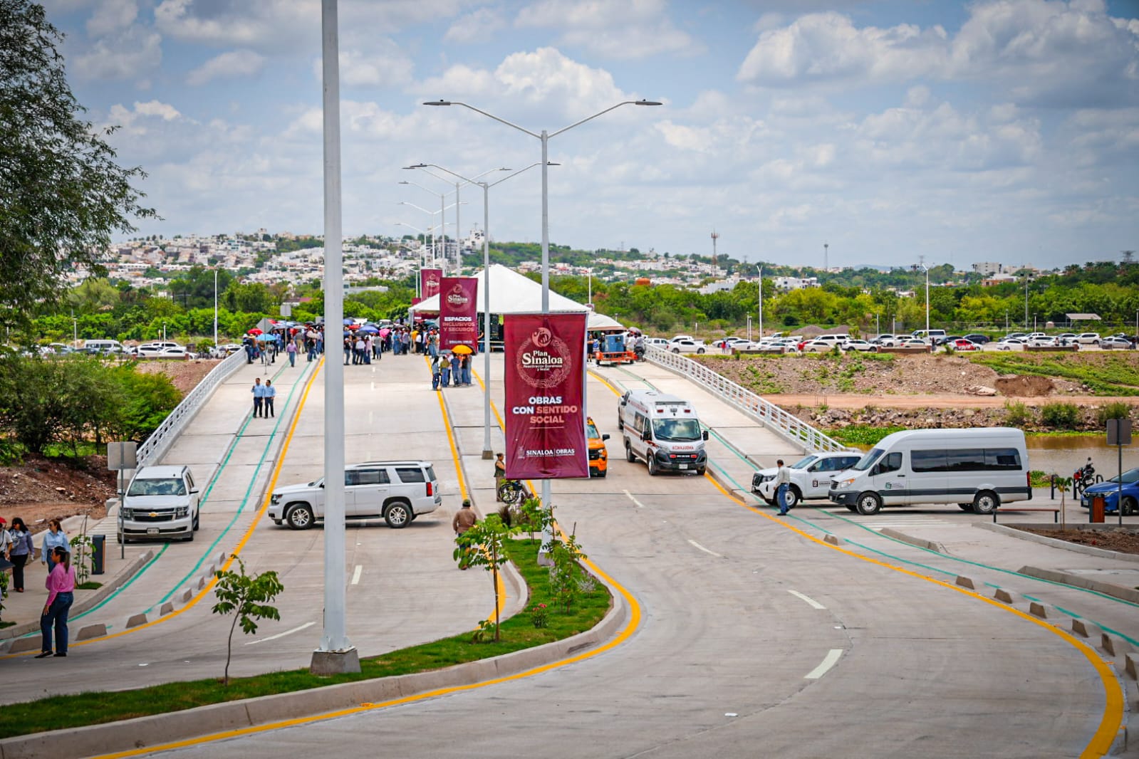 Rocha inaugura el nuevo puente Humaya en Santa Fe, Culiacán