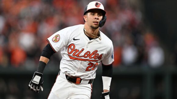 Ramón Urías conecta dos home runs en triunfo de los Orioles de Baltimore