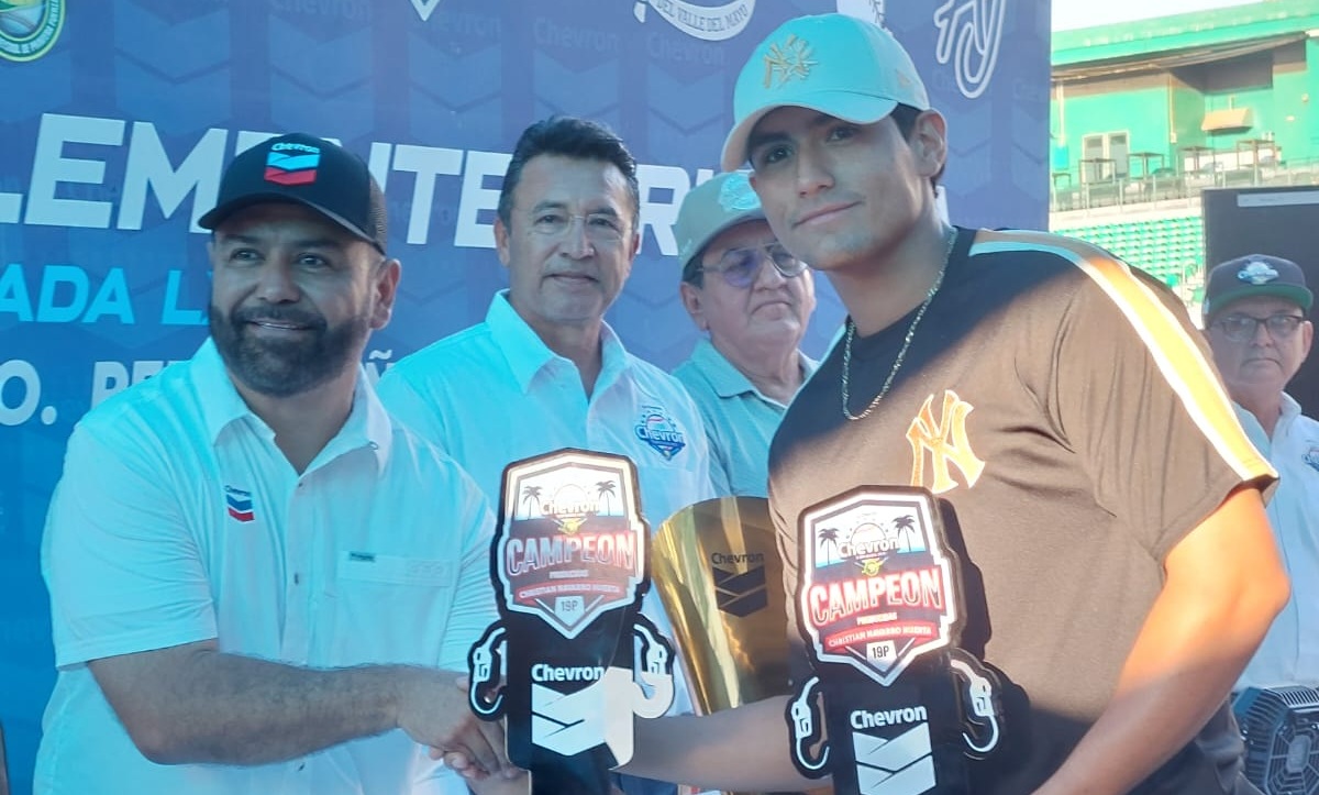 Reconocen a lo más destacado de la Liga Chevron-Clemente Grijalva