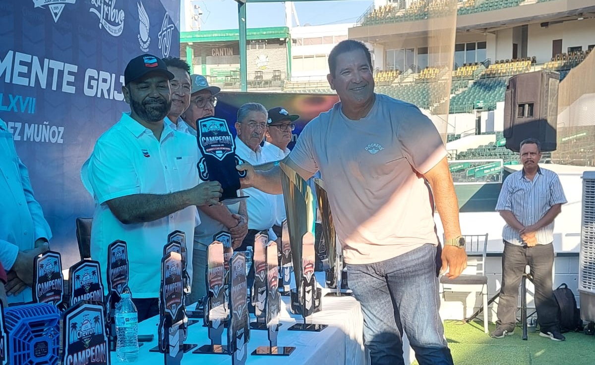Reconocen a lo más destacado de la Liga Chevron-Clemente Grijalva