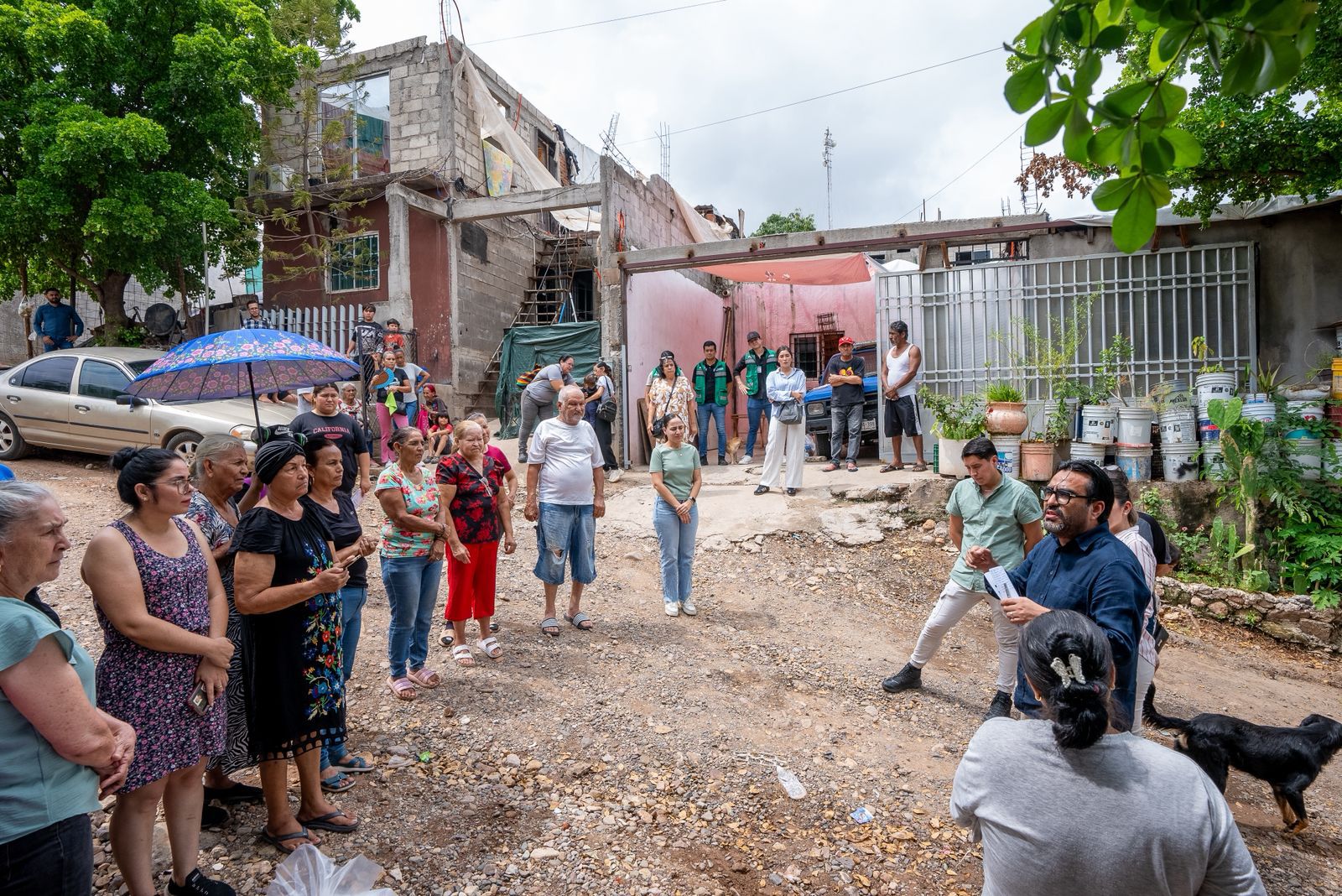 Alcalde de Culiacán recorre colonias Progreso y 7 Gotas