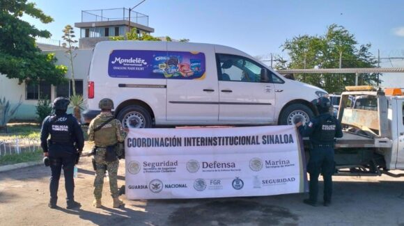 Despojan vehículo de una distribuidora de dulces; lo recuperan en Campo Moroleón, Culiacán