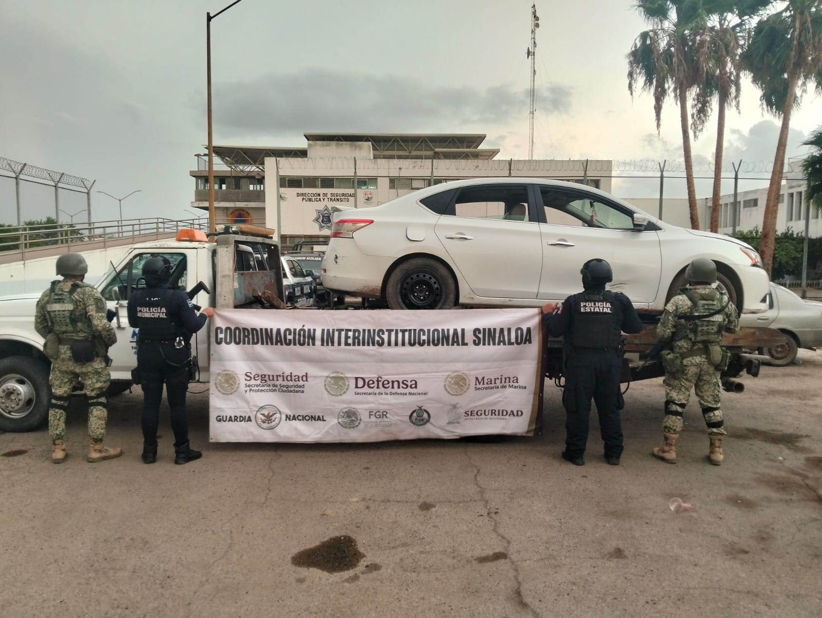 Recuperan vehículo robado en Navolato