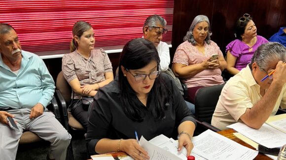 Transparencia primero: ‘No aprobaré más adelantos de participaciones sin cuentas claras’: Regidora Mónica López