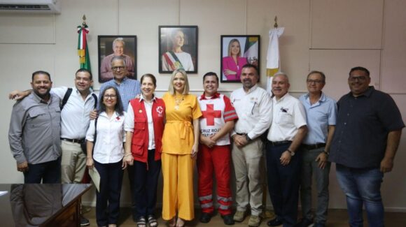 Recibe Estrella Palacios a integrantes del Consejo de Cruz Roja Delegación Mazatlán