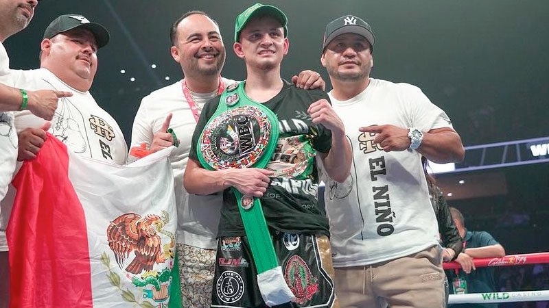 Ricardo Sandoval se convirtió en Campeón Mundial Unificado AMB y CMB