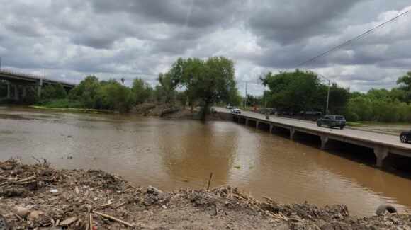 Se necesitan tres años para desazolvar el río Sinaloa, en Guasave: Alcaldesa