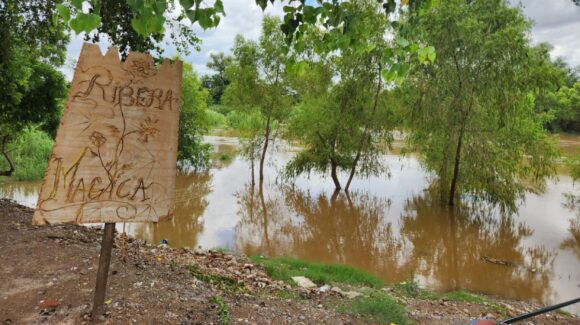 Vecinos del margen del río Sinaloa, en Guasave, en alerta ante crecientes; piden que les avisen a tiempo