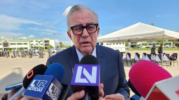 “No está en la jurisdicción del estado, es la Federación”: Rocha por detención de Chávez Jr.