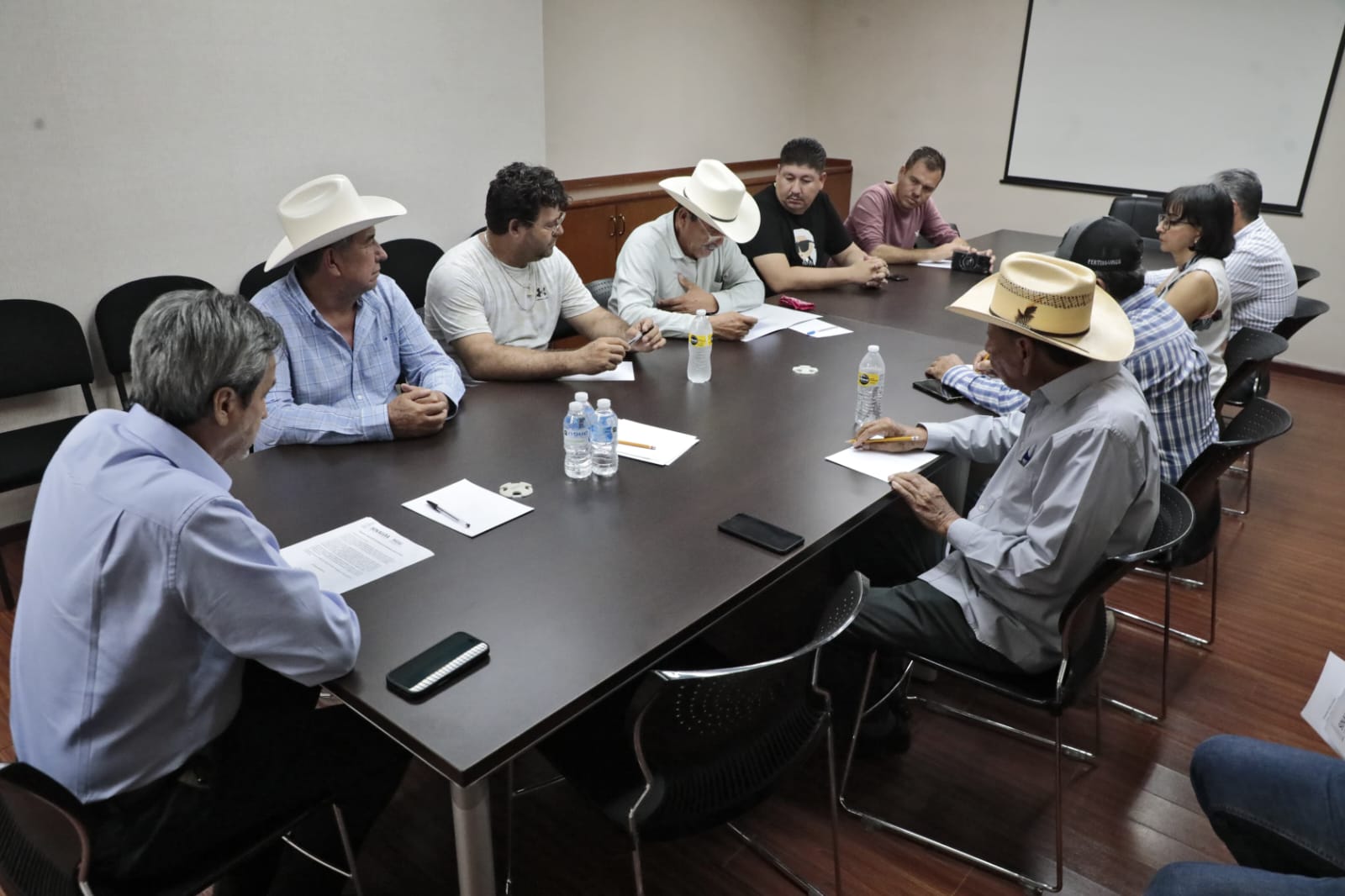 ¡Consiguen reunión! Este miércoles productores serán atendidos por SADER tras manifestación en Palacio