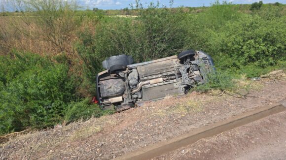 Joven resulta lesionado tras salida de camino en Angostura