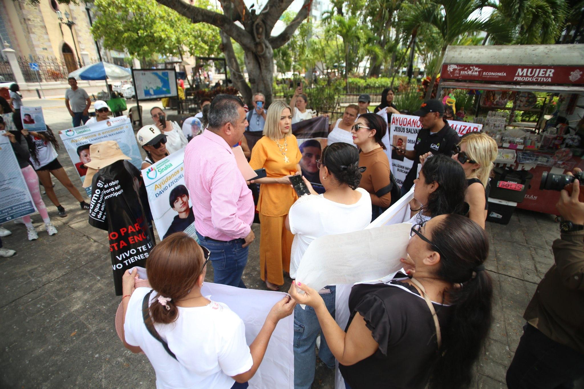 Familiares de desaparecidos se manifiestan en Mazatlán