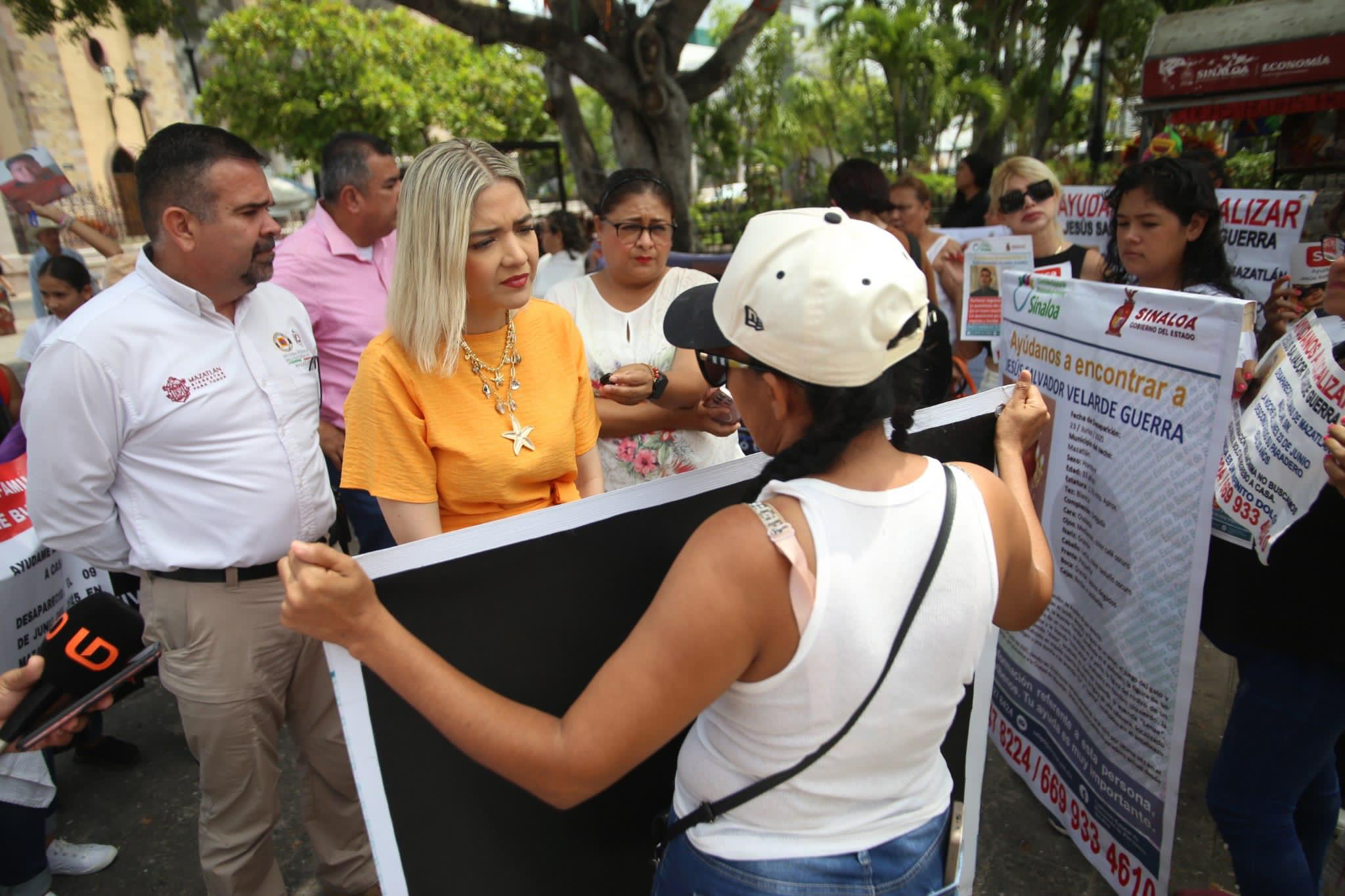 Familiares de desaparecidos se manifiestan en Mazatlán