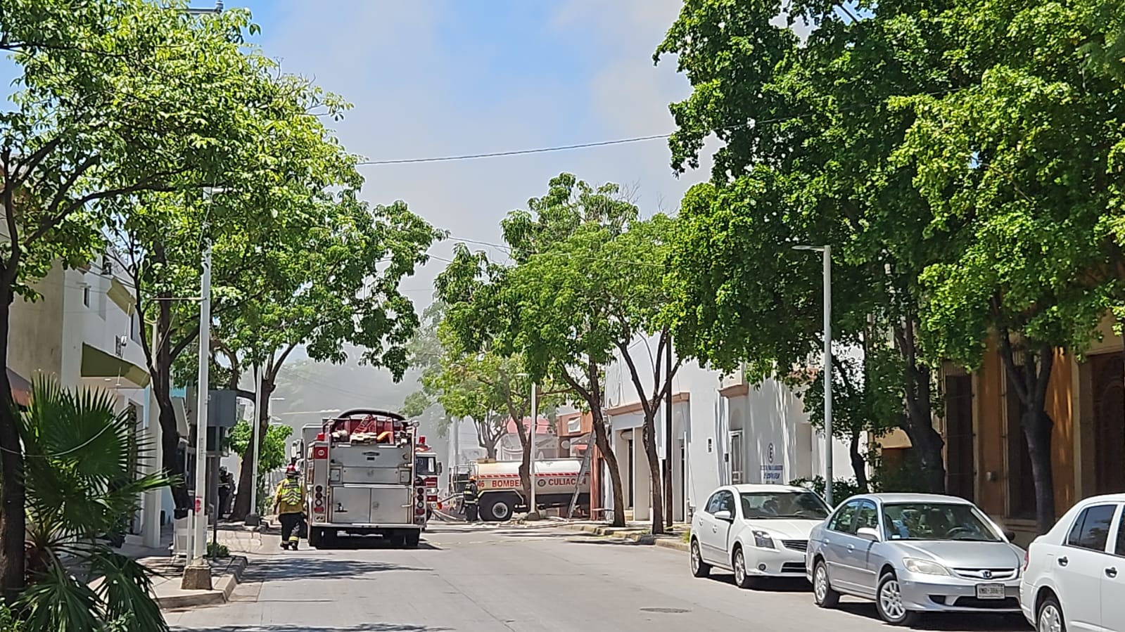 Se incendia laboratorio de la UAS en el centro de Culiacán
