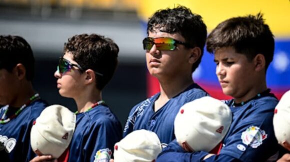 México logra su primera victoria en la Serie del Caribe Kids 2025, tras dramática remontada