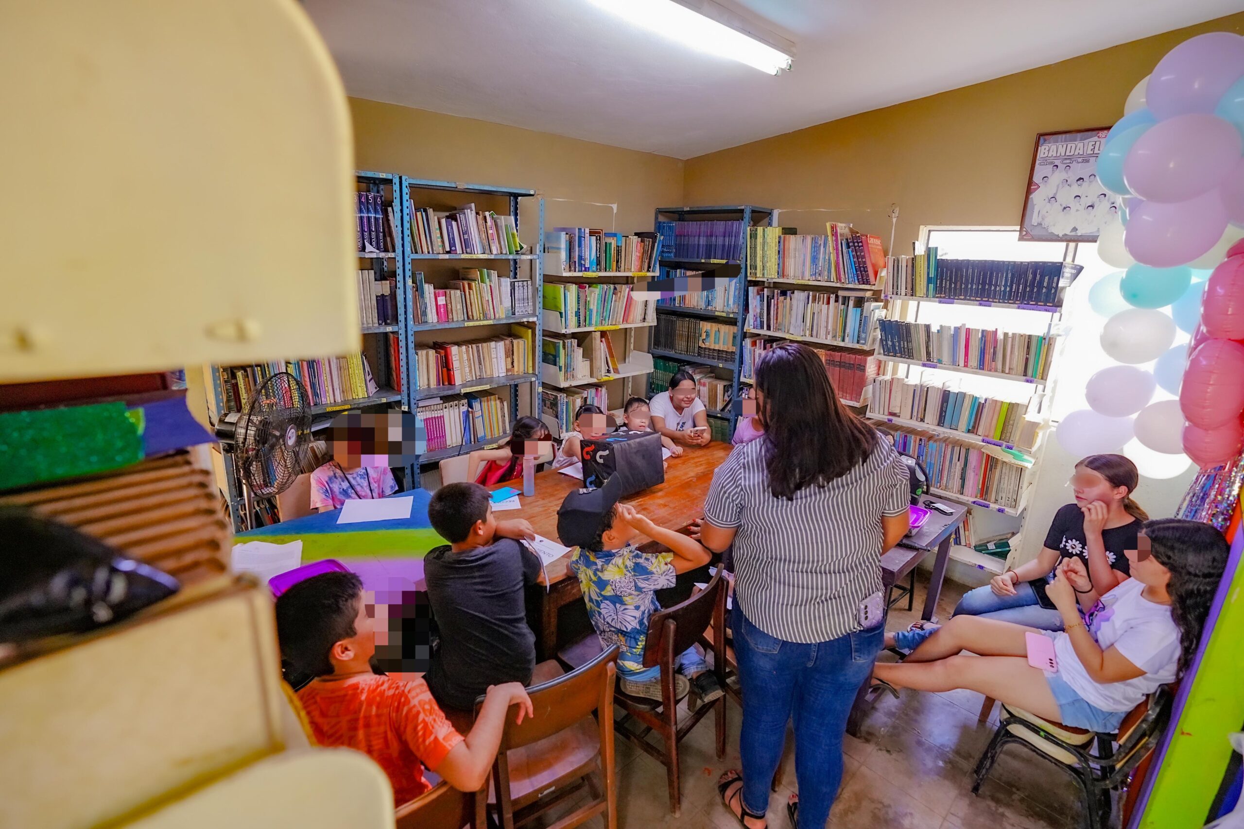 Taller de verano "Factor sorpresa" en biblioteca de El Recodo, Mazatlán