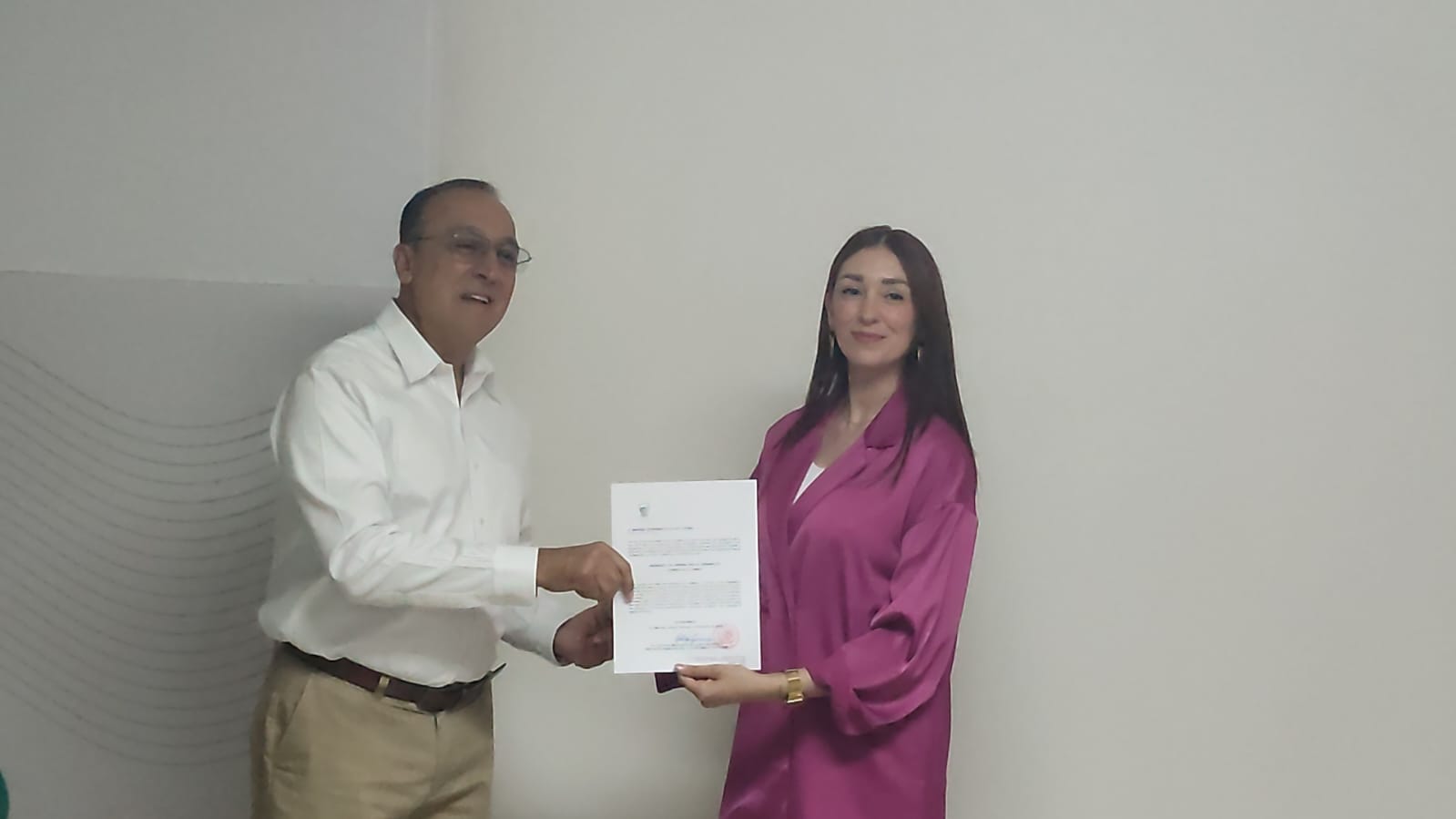 Asume Marissa Menéndez la presidencia del DIF Ahome; le toma protesta su padre un Antonio Menéndez