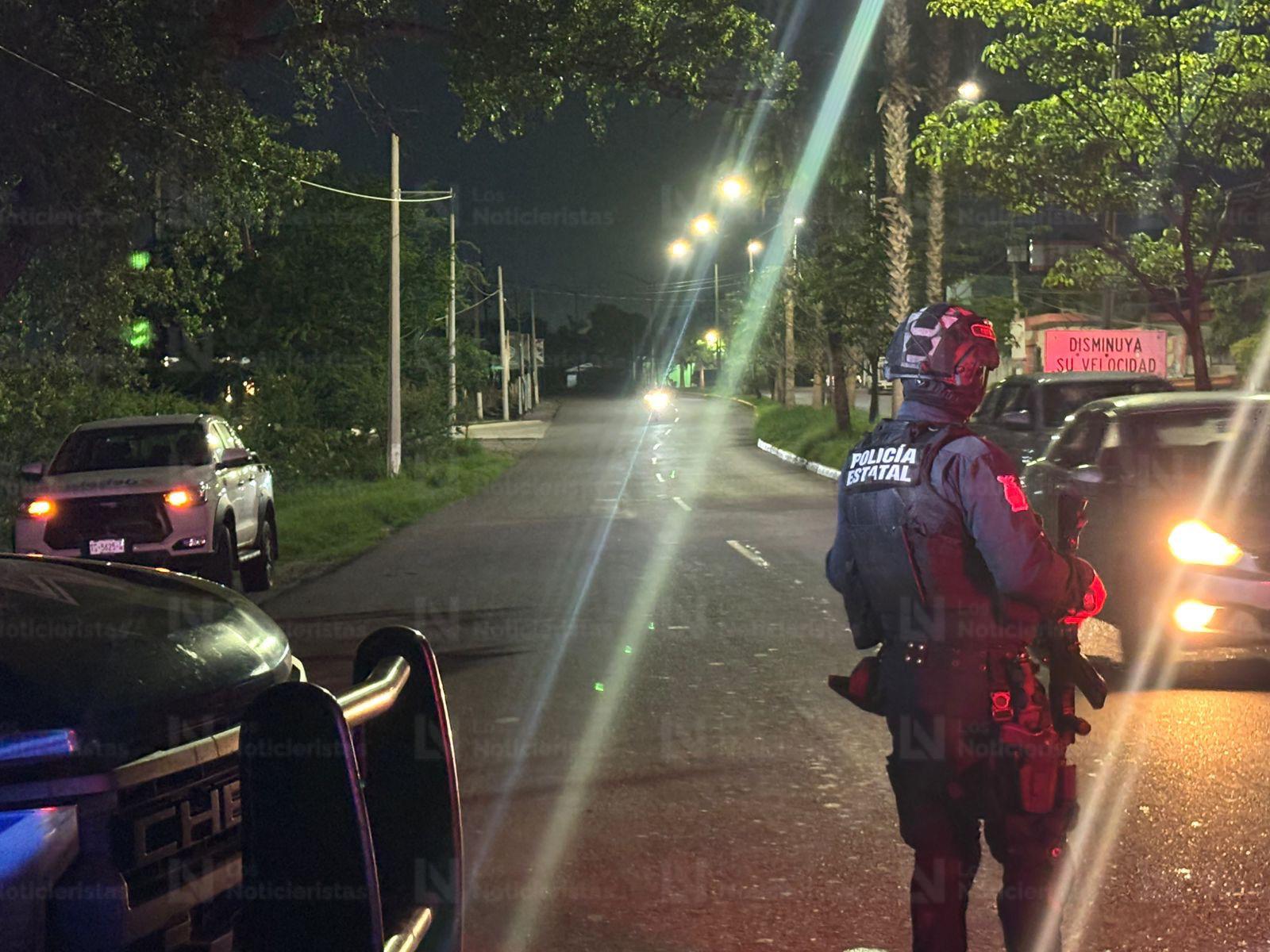 Tres detenidos con armas y un vehículo asegurado tras persecución y balacera en Bellavista, Culiacán