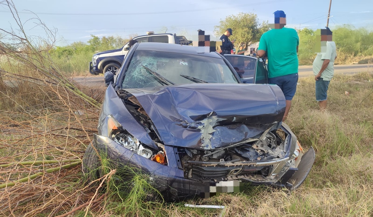 Tres heridos deja choque en carretera de Guasave