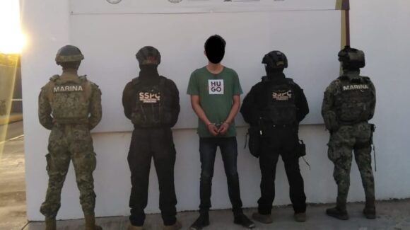 Detienen a una persona en Mocorito; aseguran arsenal y vehículos blindados en operativo