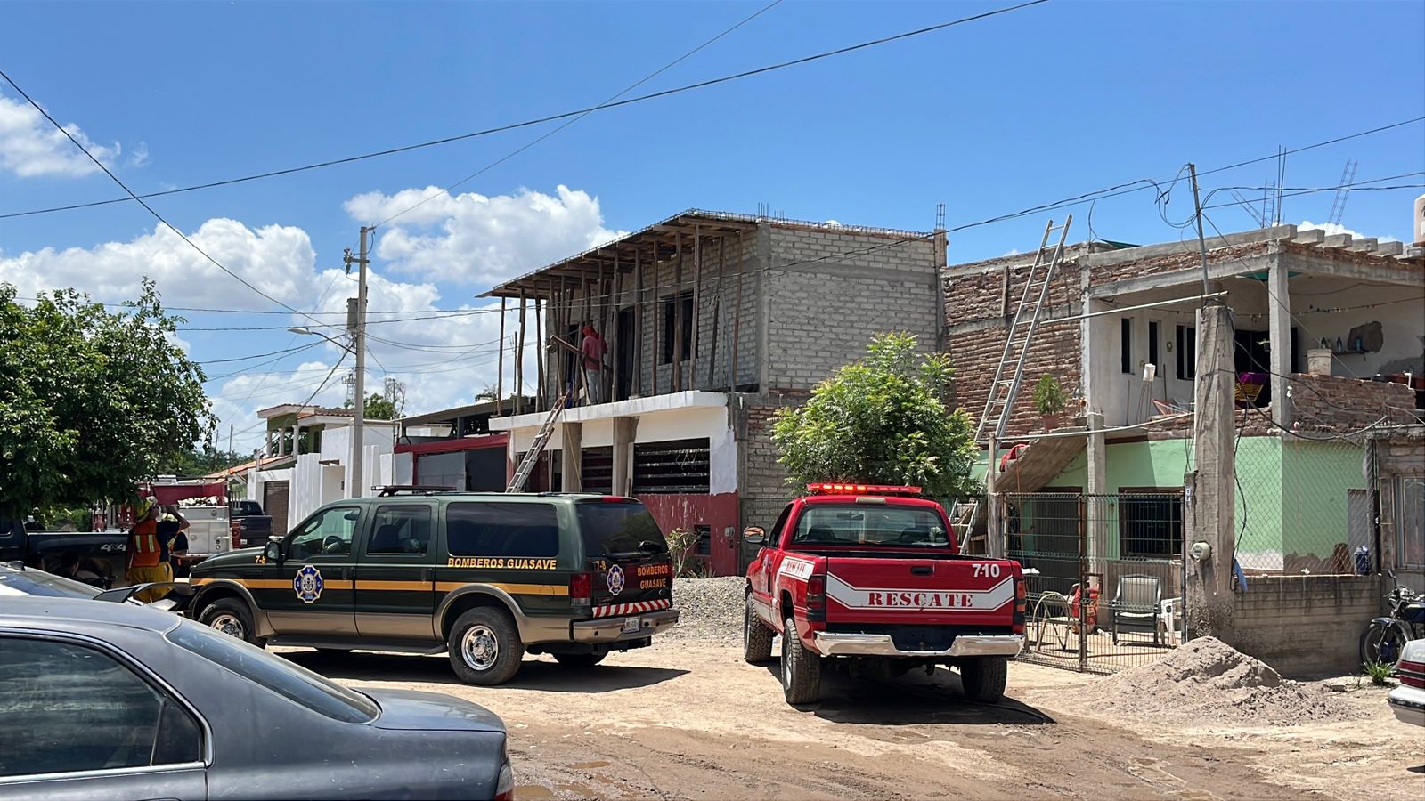 Unidades del cuerpo de rescate de Bomberos