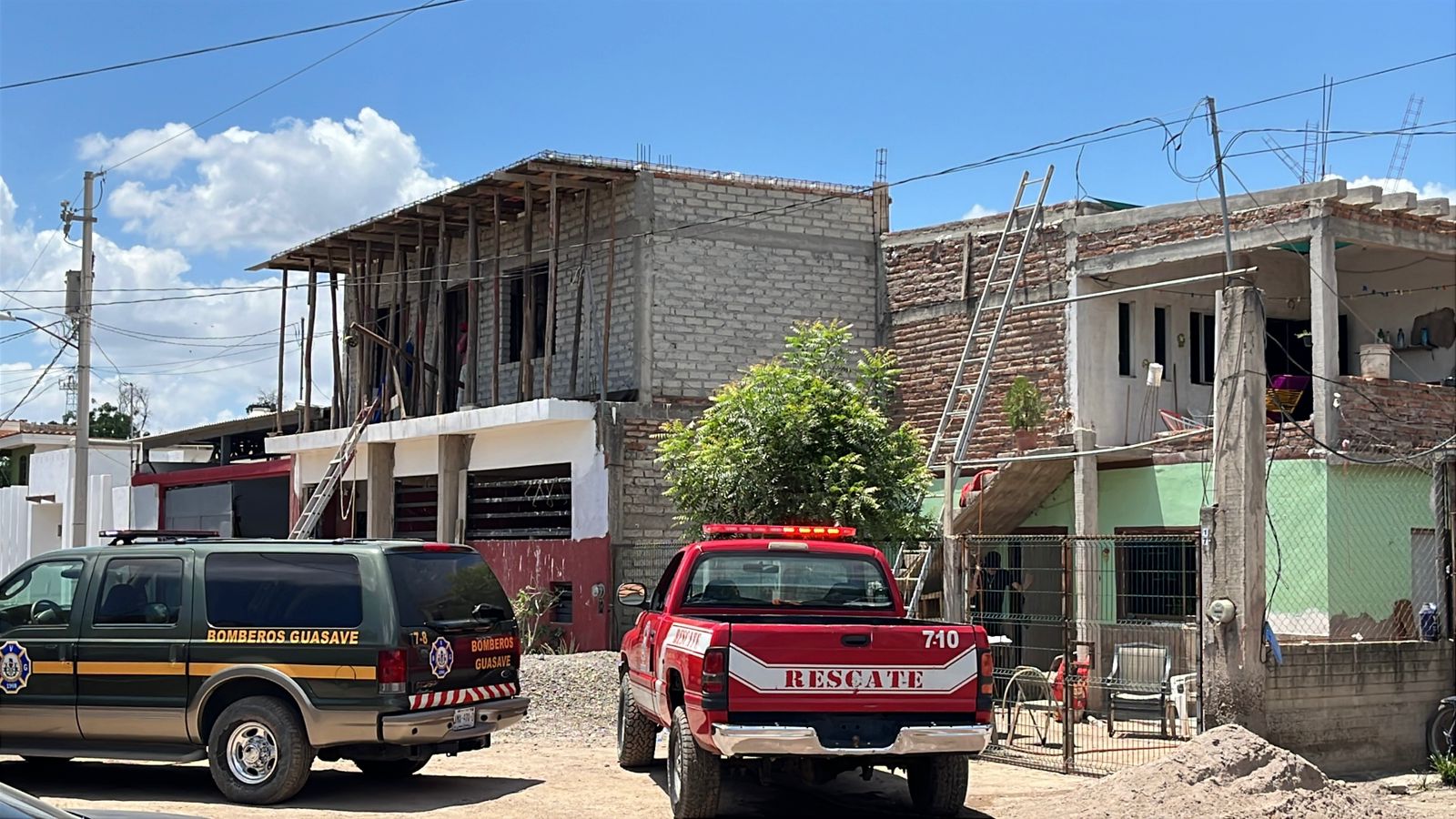 Unidades del cuerpo de rescate de Bomberos