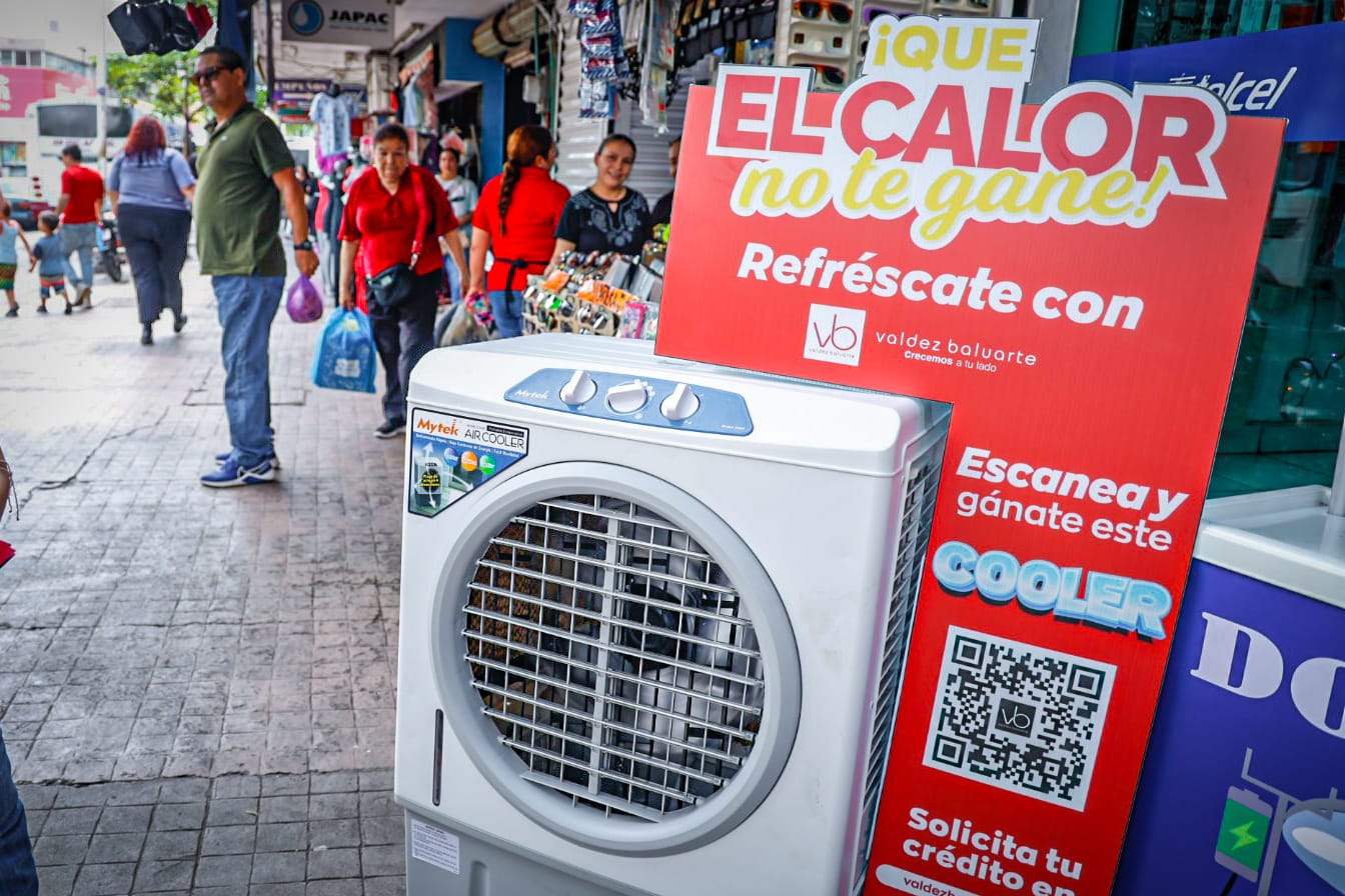 Valdez Baluarte está realizando una dinámica para regalar un cooler
