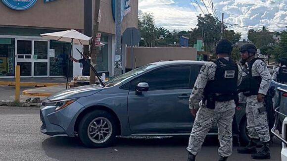 ¡Traía chalecos y ponchallantas! GN localiza auto abandonado tras ataque armado a dos casas en la Libertad de Culiacán