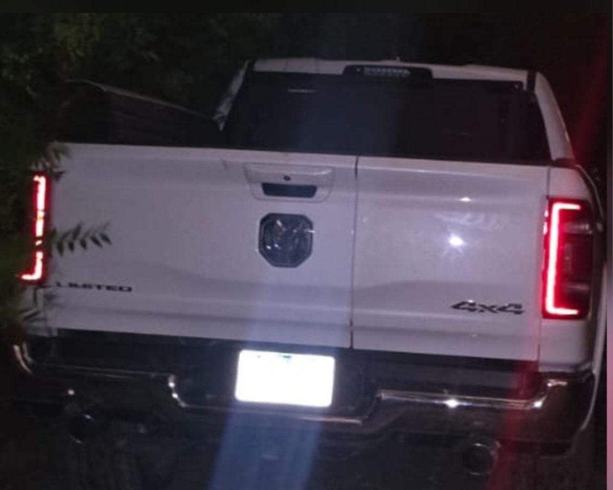 Vehículo con reporte de robo recuperado en Navolato