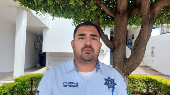Refuerzan vigilancia preventiva en escuelas durante vacaciones en Salvador Alvarado