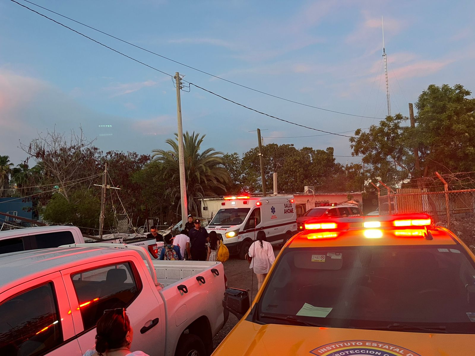 Vuelca lancha con personas abordo en Topolobampo