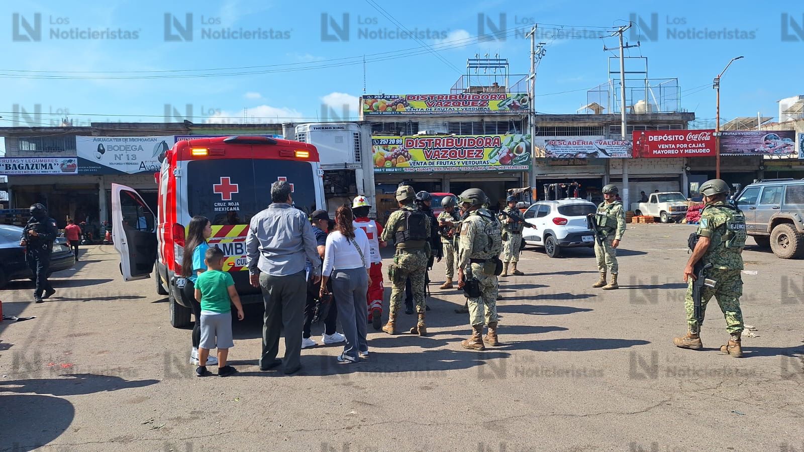 Ataque a balazos a empleados en el Mercado de Abastos en Culiaçán