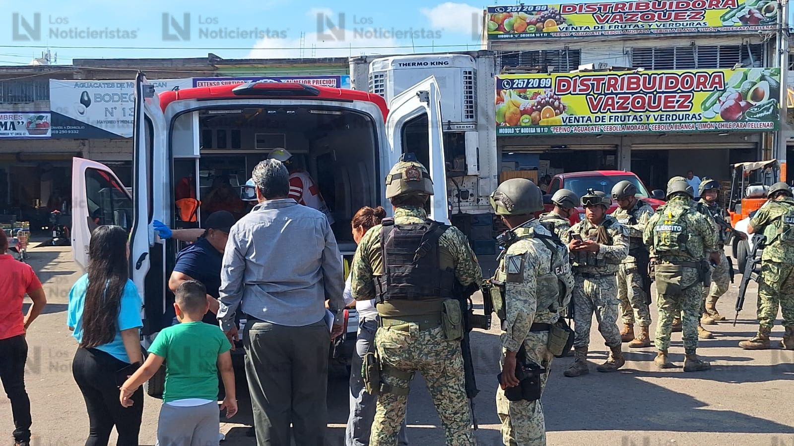 Ataque a balazos a empleados en el Mercado de Abastos en Culiaçán