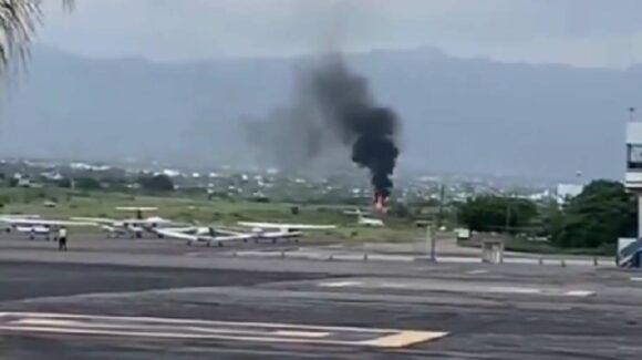 Aeronave de adiestramiento se accidenta en Cuernavaca: pasajeros sufren quemaduras tras maniobra de aterrizaje
