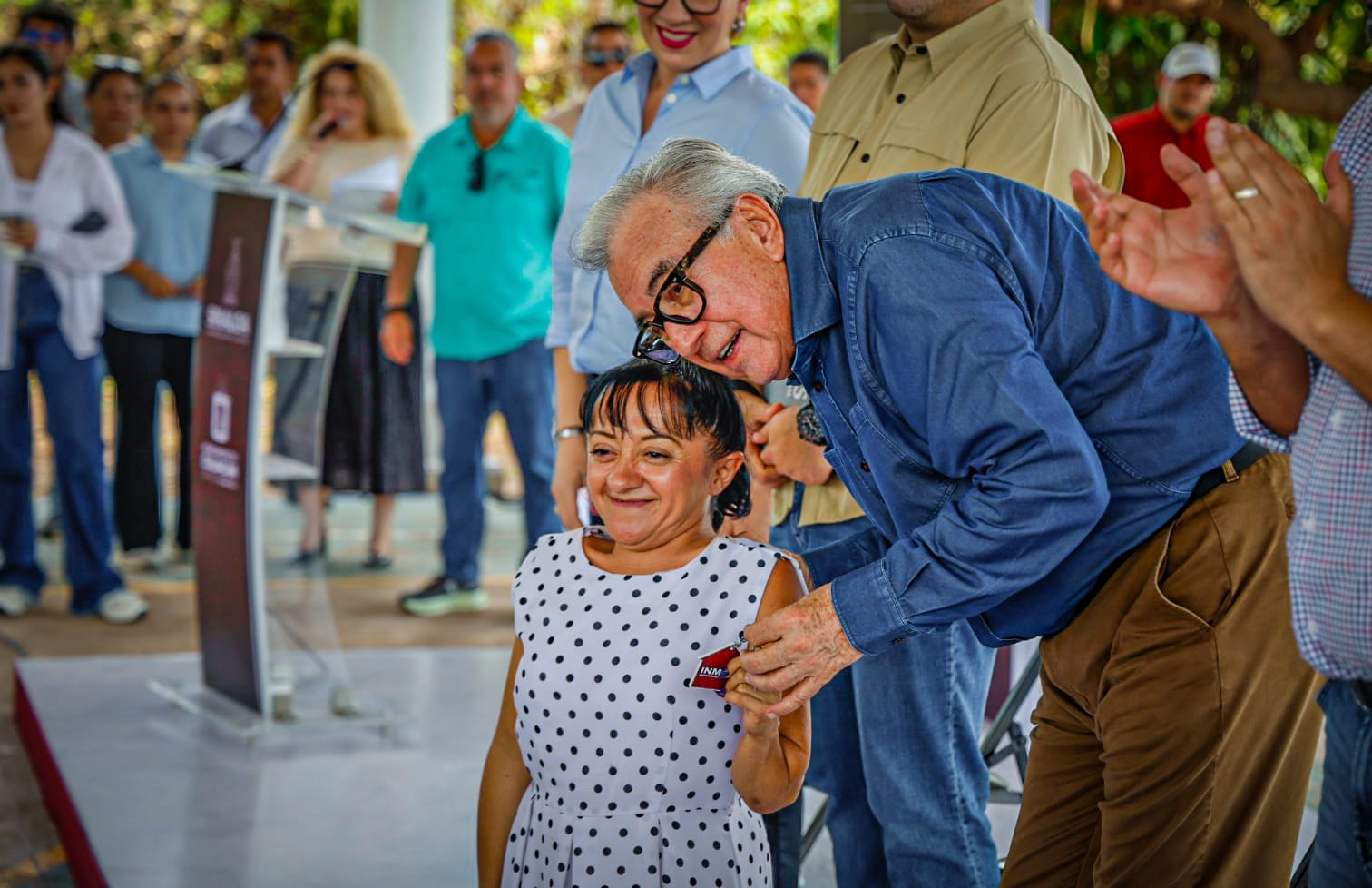 Baila recibe obras en manos del gobernador Rocha y alcalde Gámez