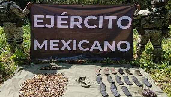 Descubren campamento clandestino con arsenal en El Palmito, Concordia
