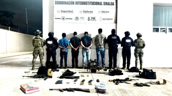 (FOTOS) Esto fue lo asegurado a los 5 detenidos en operativo de Las Tapias