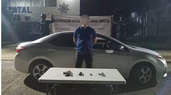 Detienen a un hombre armado en la colonia Solidaridad, en Culiacán