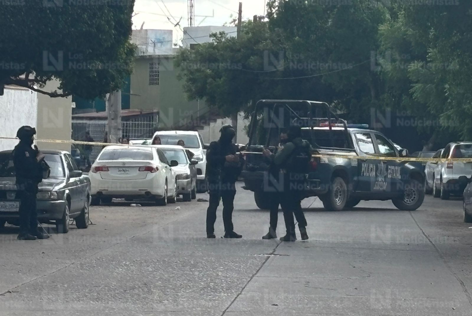 Ejecutan a balazos a un joven frente a parque deportivo en Infonavit Solidaridad en Culiacán