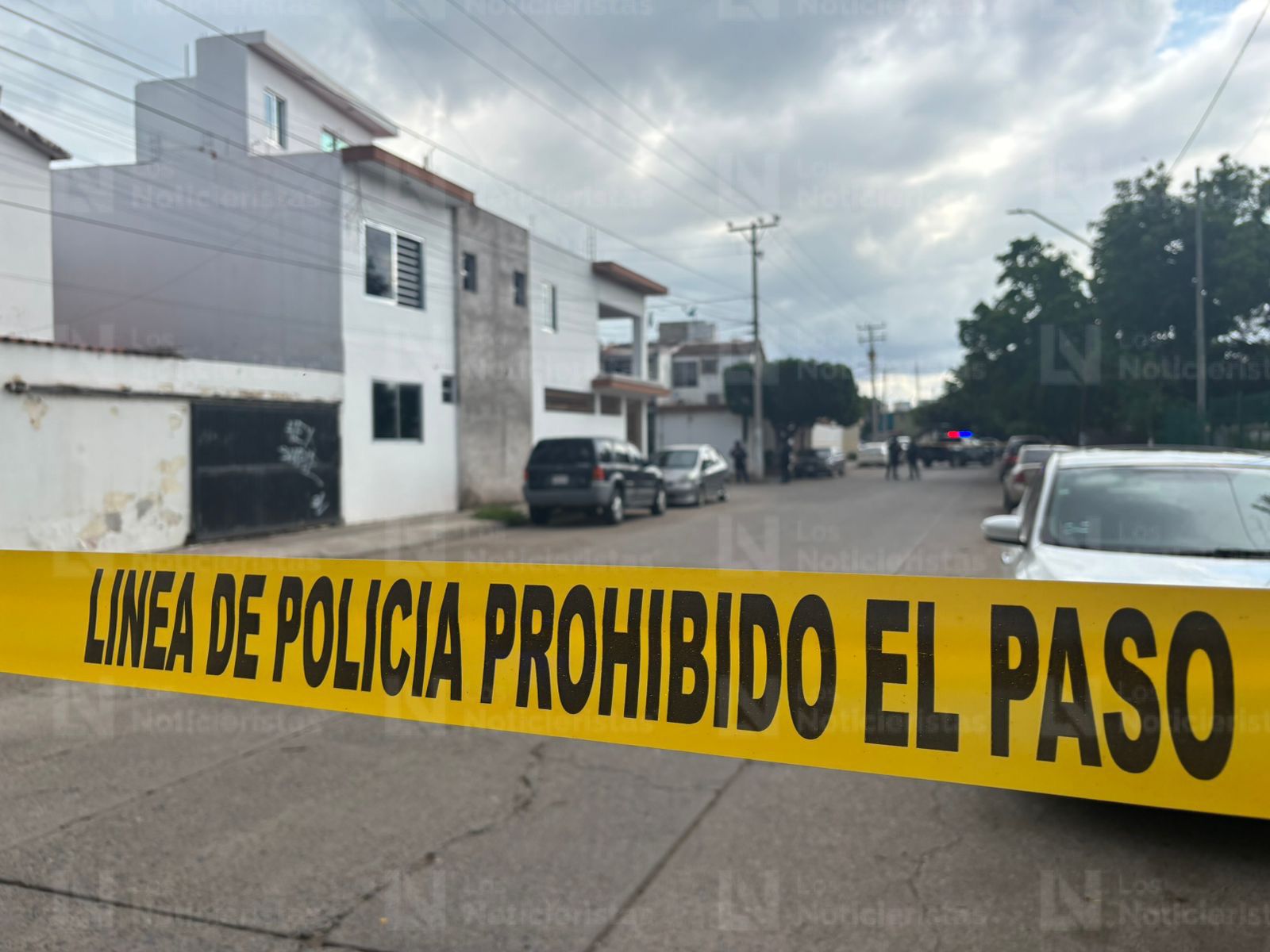 Ejecutan a balazos a un joven frente a parque deportivo en Infonavit Solidaridad en Culiacán
